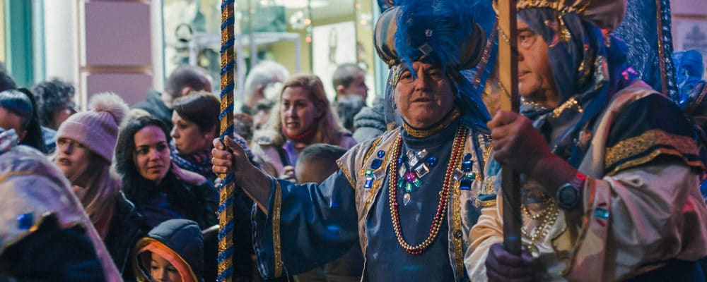 Шествие на День Королей в Ла Лагуне праздник три короля