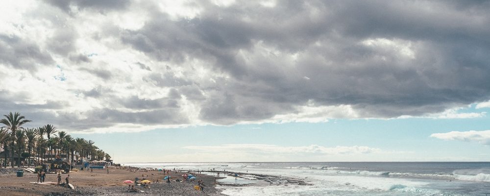 Пляж плайа де ла америкас