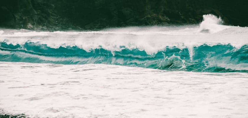 гигантские волны на Тенерифе